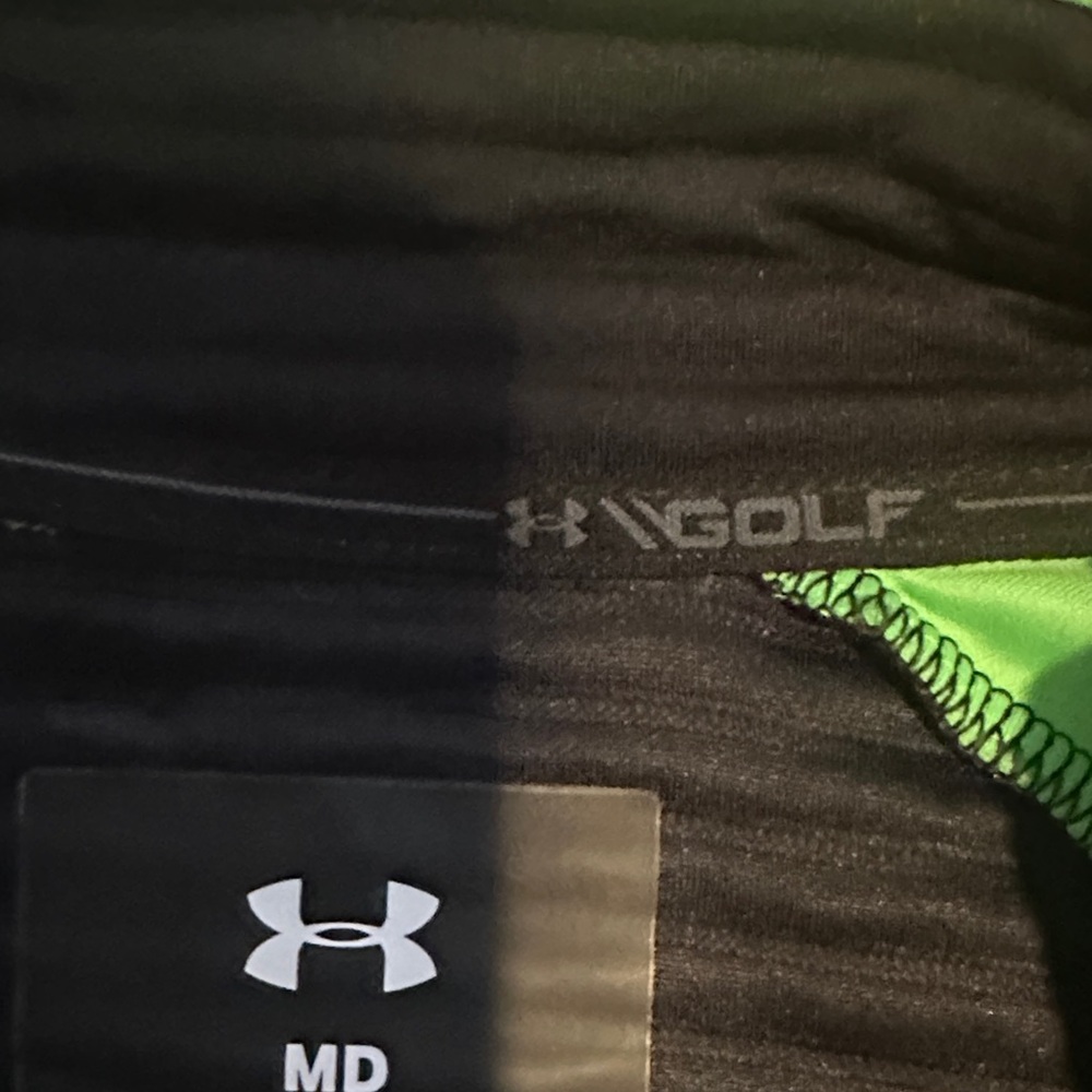 Under Armour Green and Black Men's Shirt - Picture 5 of 5